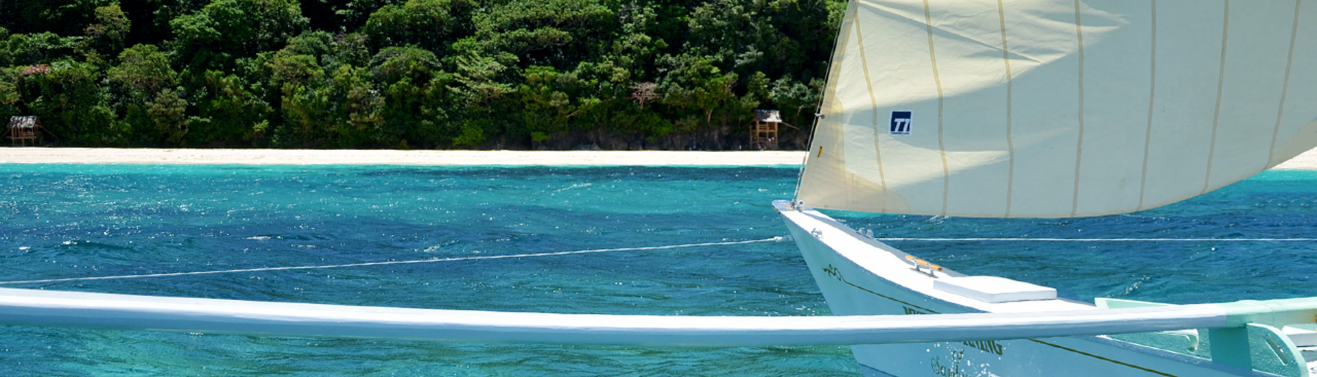 Sailing around the island