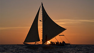 Sunset sailing Boracay